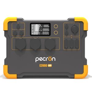 portable powerstation Pecron E2000 LFP met antraciet en oranje behuizing en display voor vermogen en batterijstatus