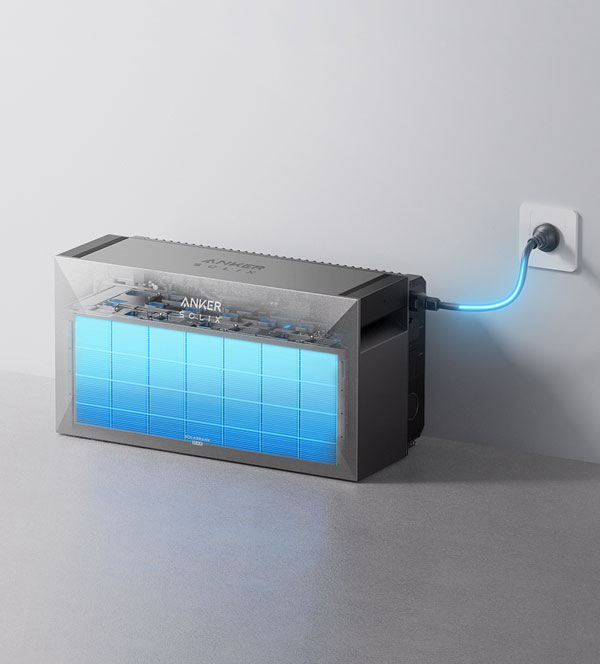 portable powerstation Anker Solix met blauw verlicht display, aangesloten op een wit stopcontact via een blauwe voedingskabel, geplaatst op een lichtgrijze ondergrond tegen een lichte achtergrond